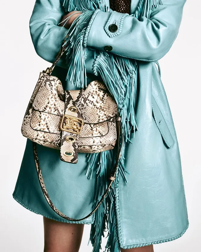 Burberry весна-лето 2026 Burberry весна-лето 2026