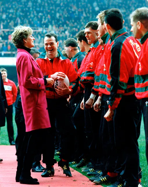 Принцесса Диана в Кардиффе, 1992