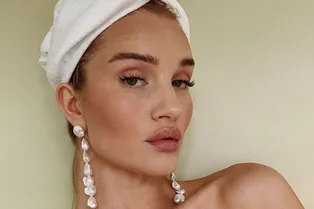 Как наносить сыворотку с гиалуроновой кислотой. Скорее всего, вы делали это неправильно