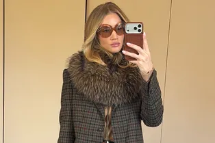 Мы ждем тепла, чтобы сменить пуховик на этот предмет одежды Мы ждем тепла, чтобы сменить пуховик на этот предмет одежды