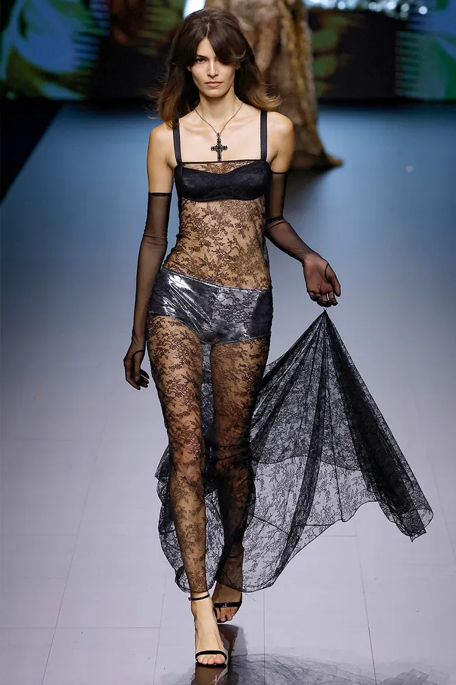 DOLCE & GABBANA весна-лето 2023