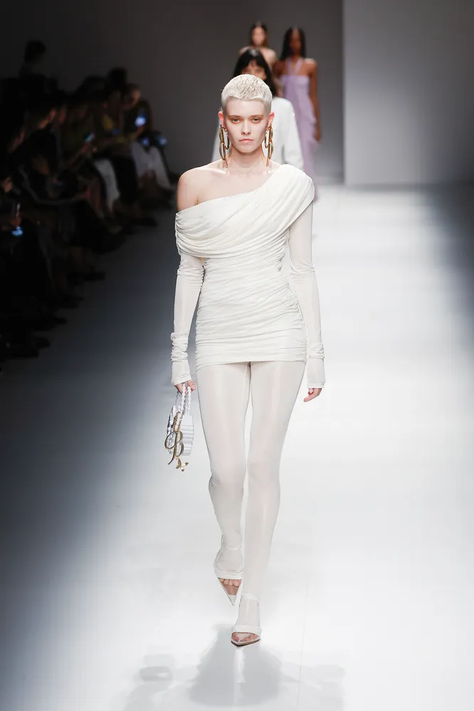 Blumarine весна-лето 2024