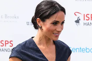 Почему Меган Маркл часто держит руки в карманах