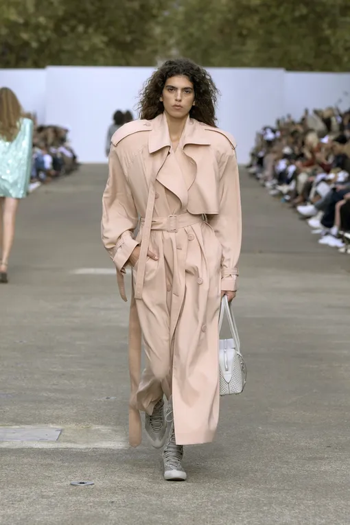 Stella McCartney весна-лето 2025