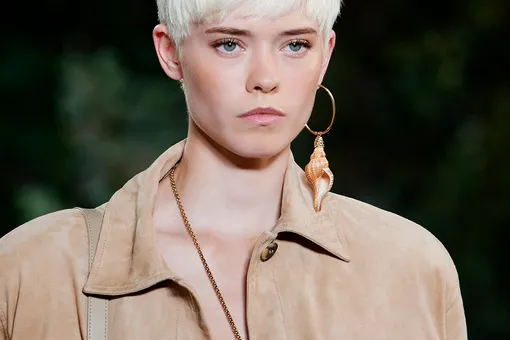 Alberts Ferretti весна-лето 2021 Alberts Ferretti весна-лето 2021