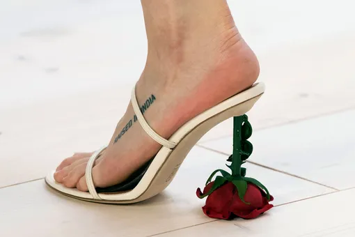 Loewe весна-лето 2022