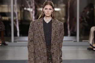 Как быть самой модной в ноябре: 8 образов с идеальной многослойностью