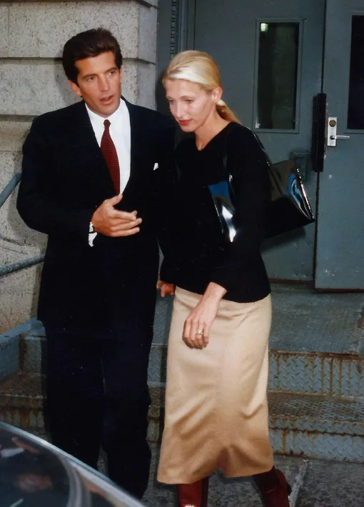 Джон Ф. Кеннеди-младший и Кэролин Бессетт-Кеннеди, 1996