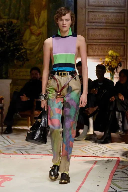 Versace весна-лето 2026 Versace весна-лето 2026