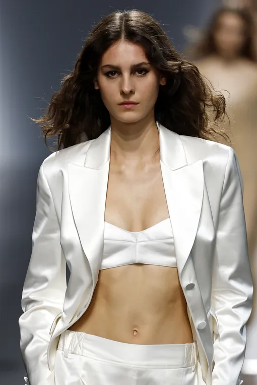 Ermanno Scervino весна-лето 2025