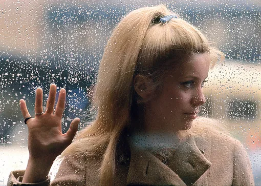 Катрин Денев в Париже, 1964 год