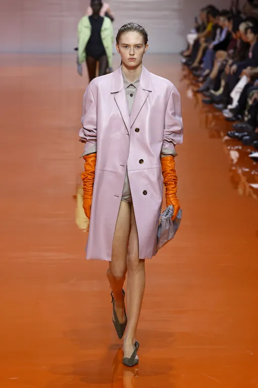 Prada весна-лето 2026