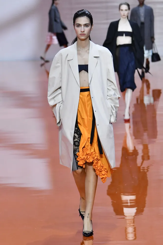 Prada весна-лето 2026