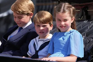 Гардероб маленьких принцев и принцесс: во что одеваются Джордж, Шарлотта и Луи Кембриджские