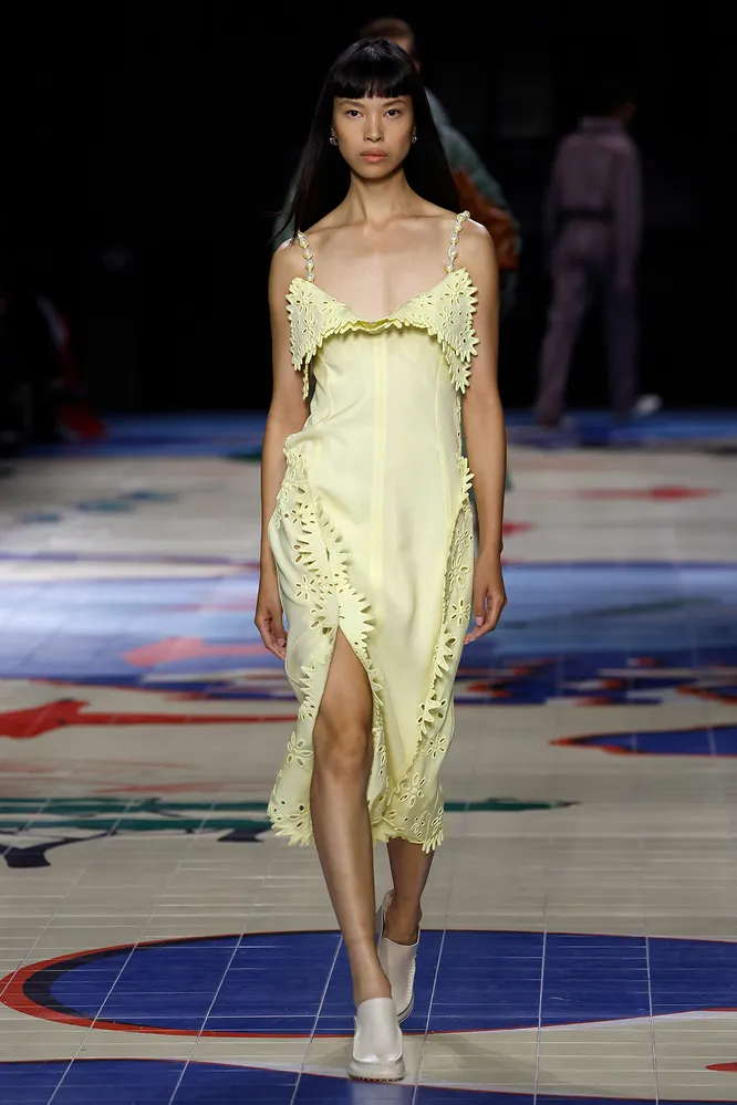BOTTEGA VENETA весна-лето 2024 BOTTEGA VENETA весна-лето 2024