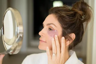 Чем пользоваться, если беспокоят и прыщи, и морщины