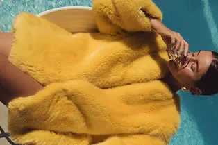 Тренчи, пальто и жакеты в натуральной палитре молодого украинского бренда OCHI