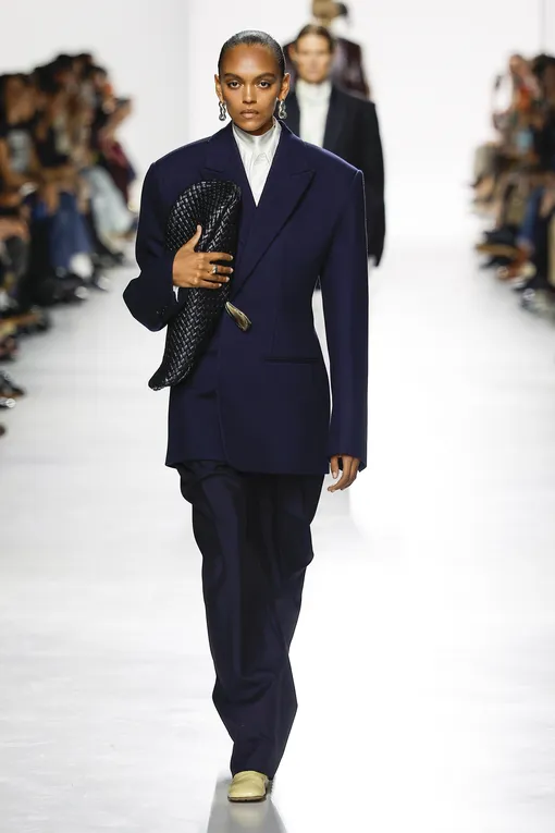 Bottega Veneta весна-лето 2026