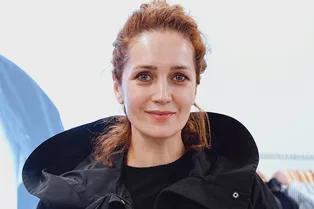 Виктория Исакова, Варвара Шмыкова и Александр Горчилин на пре-сейле коллекции Uniqlo +J