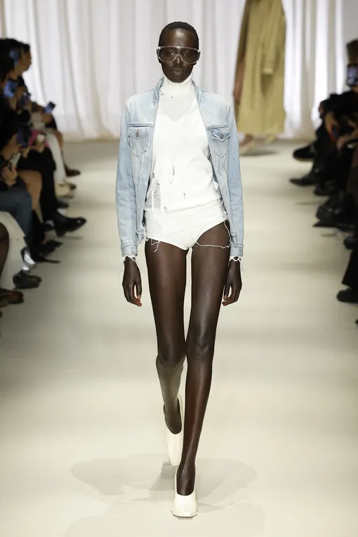 MM6 Maison Margiela осень-зима 2024/25 MM6 Maison Margiela осень-зима 2024/25