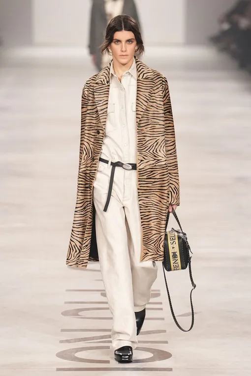 Fendi осень-зима 2026/27 Fendi осень-зима 2026/27