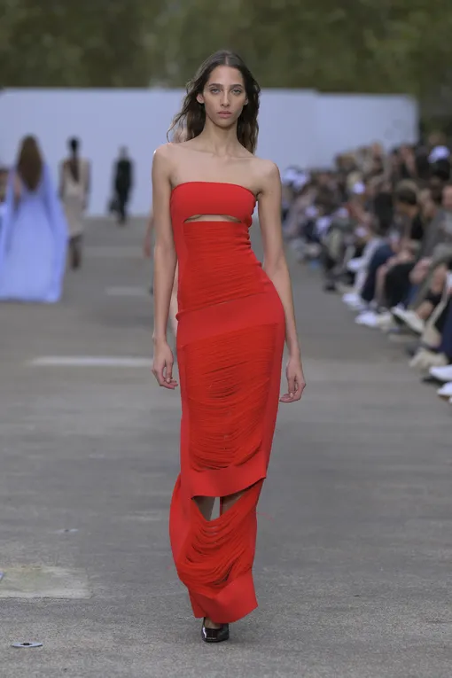 Stella McCartney весна-лето 2025
