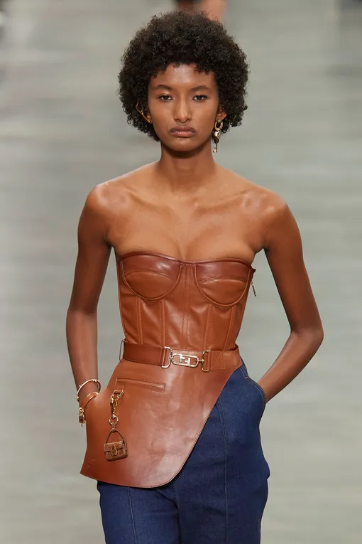 Fendi осень-зима 2022/23