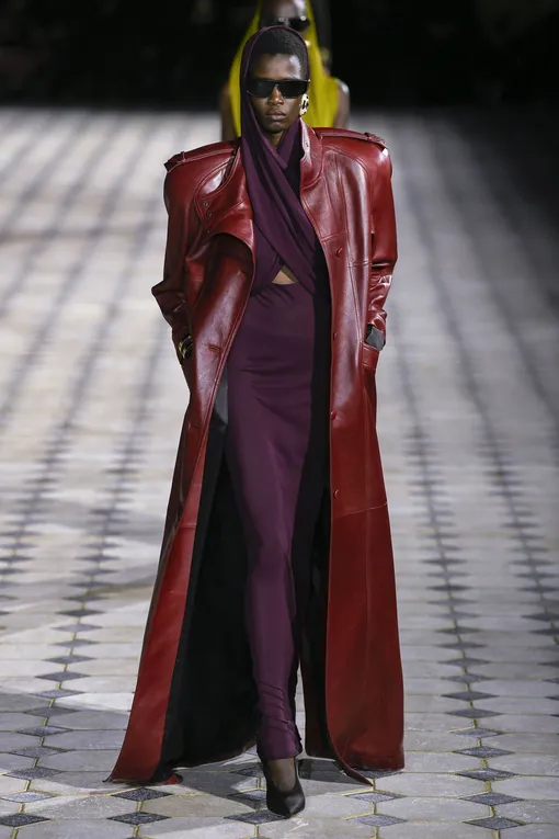 Saint Laurent весна-лето 2023 Saint Laurent весна-лето 2023