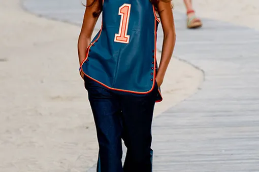 Тренд нового сезона: наряды в спортивном стиле Тренд нового сезона: наряды в спортивном стиле