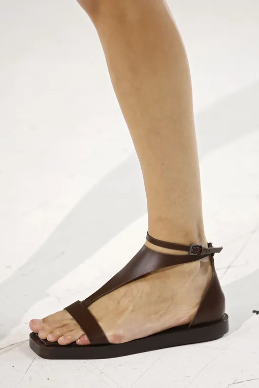 Max Mara весна-лето 2025