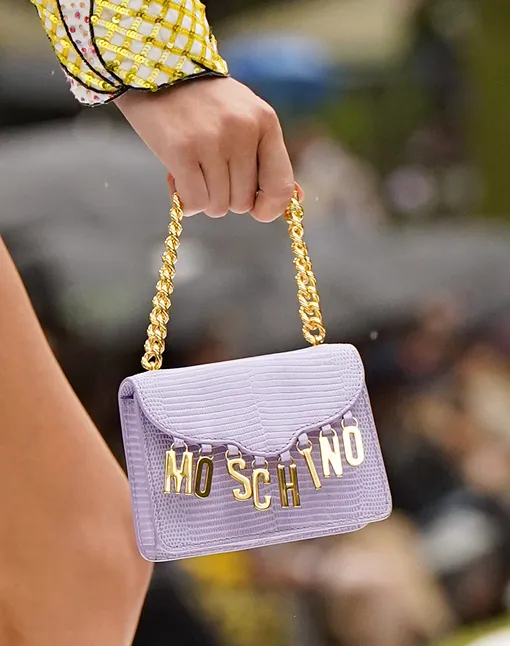 Moschino весна-лето 2022