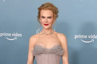 Платье принцессы или голое платье? Николь Кидман на премьере фильма «Быть Рикардо» в Лос-Анджелесе