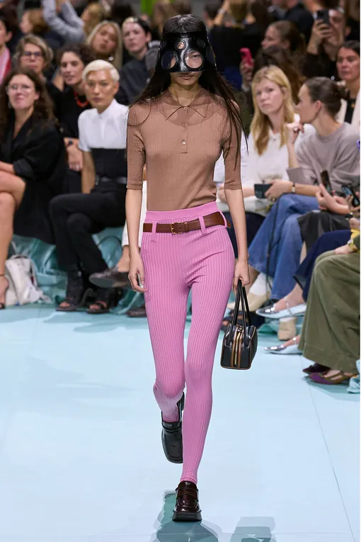 Prada весна-лето 2025 Prada весна-лето 2025