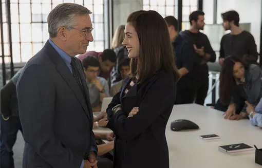 Кадр из фильма «Стажер, 2015 год Кадр из фильма «Стажер, 2015 год