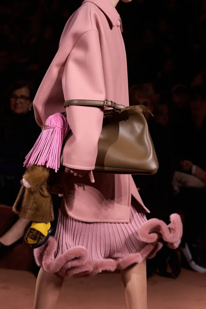 Fendi осень-зима 2025/26 Fendi осень-зима 2025/26