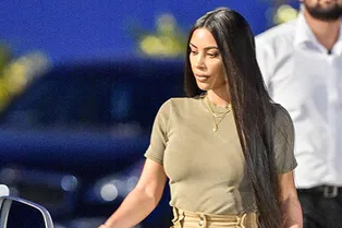 Солдат Ким: новый милитари-образ самой популярной из сестер Кардашьян