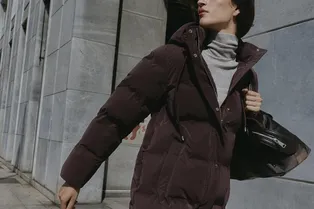 Вместо черного: какого цвета купить пуховик прямо сейчас Вместо черного: какого цвета купить пуховик прямо сейчас