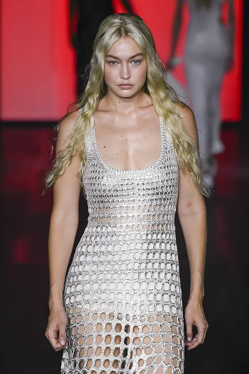 Chloé весна-лето 2023 Chloé весна-лето 2023