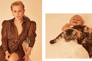 Юлия Пересильд примеряет леопардовые платья и провокационные топы A la Russe в стиле 90-х