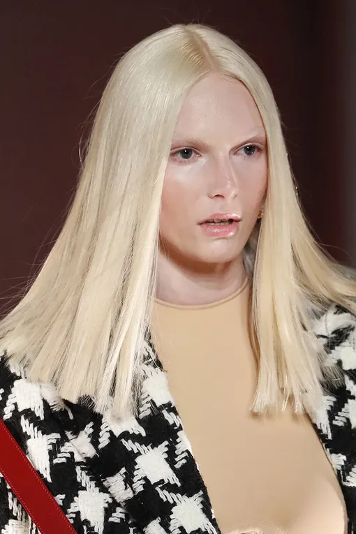 Versace осень-зима 22/23 Versace осень-зима 22/23