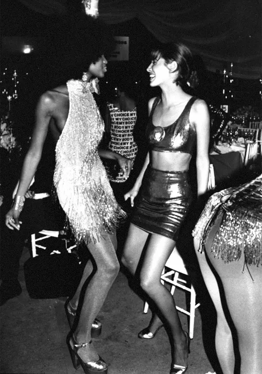 Наоми Кэмпбелл и Кристи Терлингтон, 1990 год