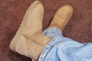 Какие угги купить на эту зиму: 7 стильных пар