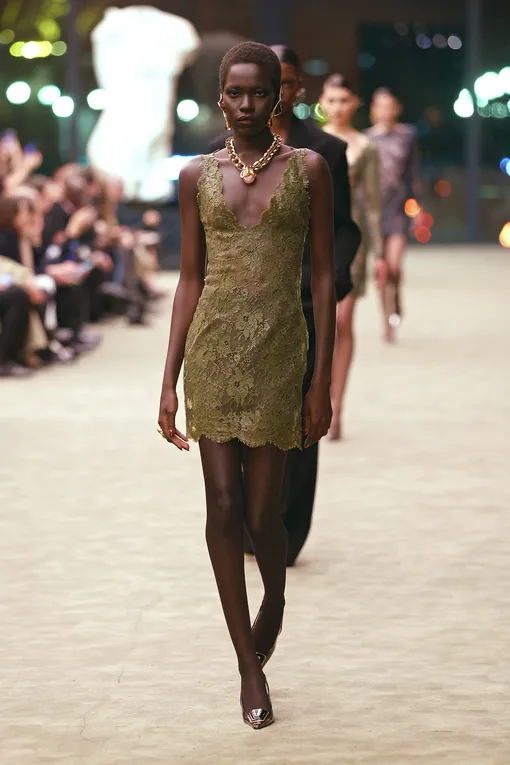 Saint Laurent осень-зима 2026/27 Saint Laurent осень-зима 2026/27