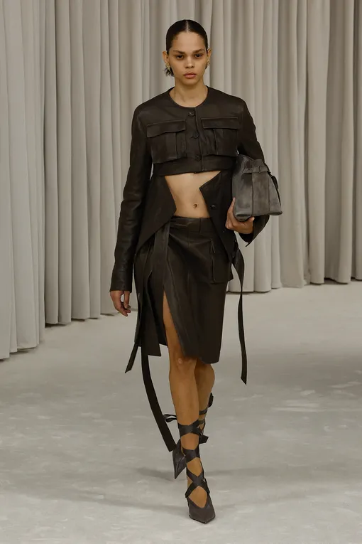 Ferragamo весна-лето 2025