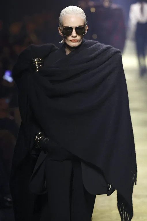 Saint Laurent осень-зима 2023/24 Saint Laurent осень-зима 2023/24