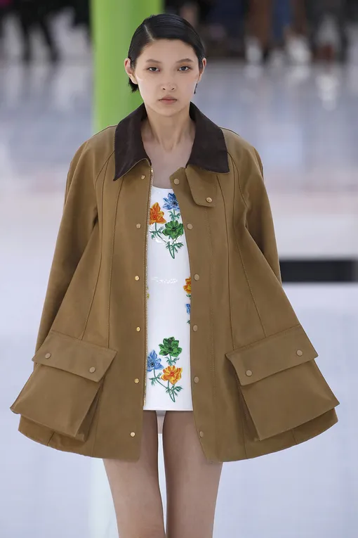 Loewe весна-лето 2023 Loewe весна-лето 2023