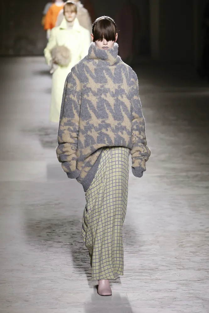 Dries Van Noten осень-зима 2024/2025 Dries Van Noten осень-зима 2024/2025