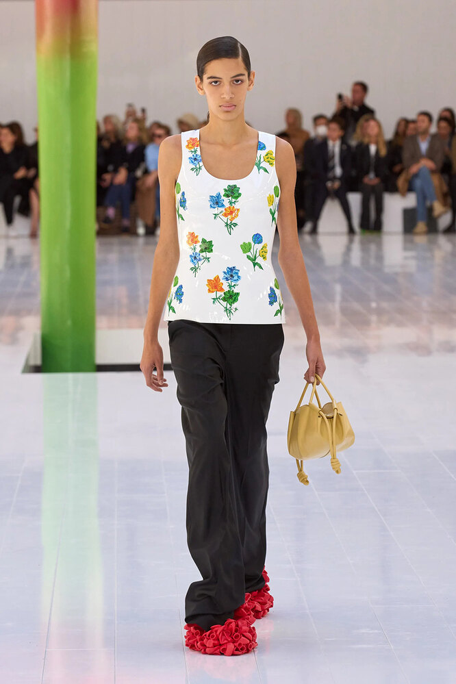 Loewe весна-лето 2023 Loewe весна-лето 2023
