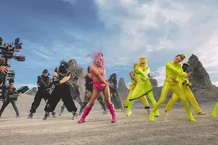 Смотрим новый клип Леди Гаги, снятый на iPhone 11 Pro