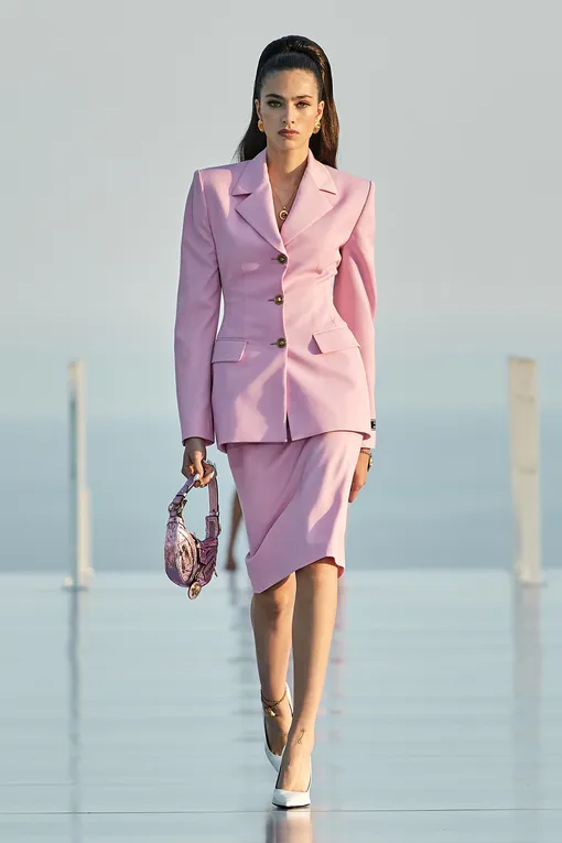 COURRÈGES PRE-FALL 2023 COURRÈGES PRE-FALL 2023